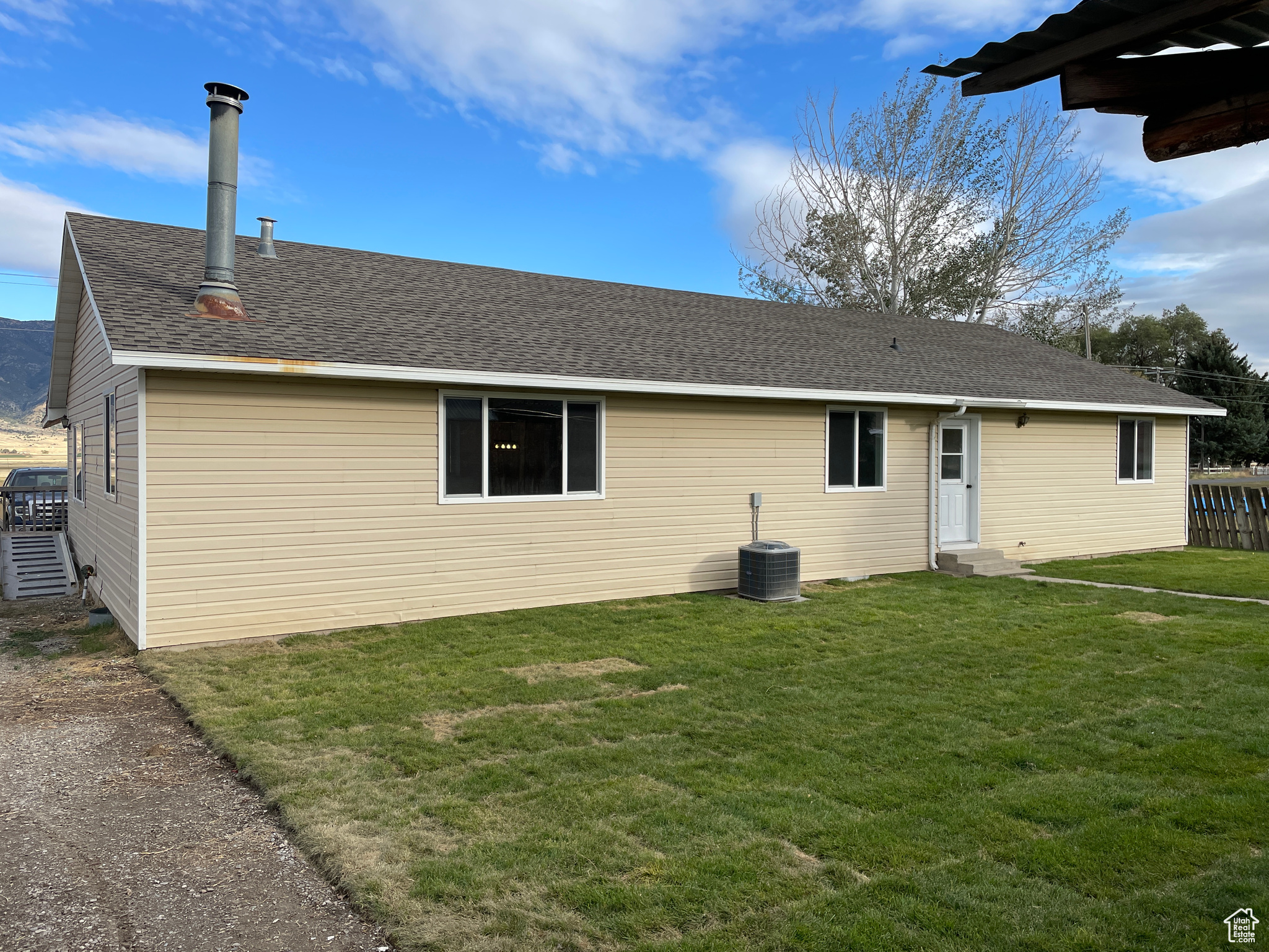 25645 N 8800 W, Portage, Utah 84331, 3 Bedrooms Bedrooms, 11 Rooms Rooms,1 BathroomBathrooms,Residential,For sale,8800,2031441