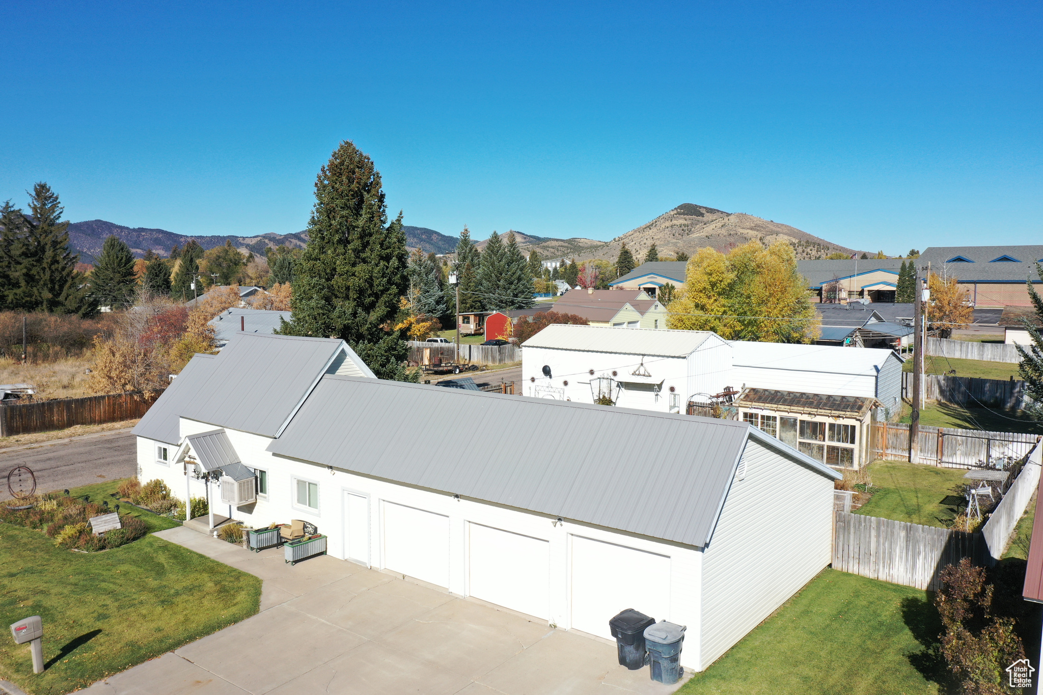 Aerial view featuring a mountain view