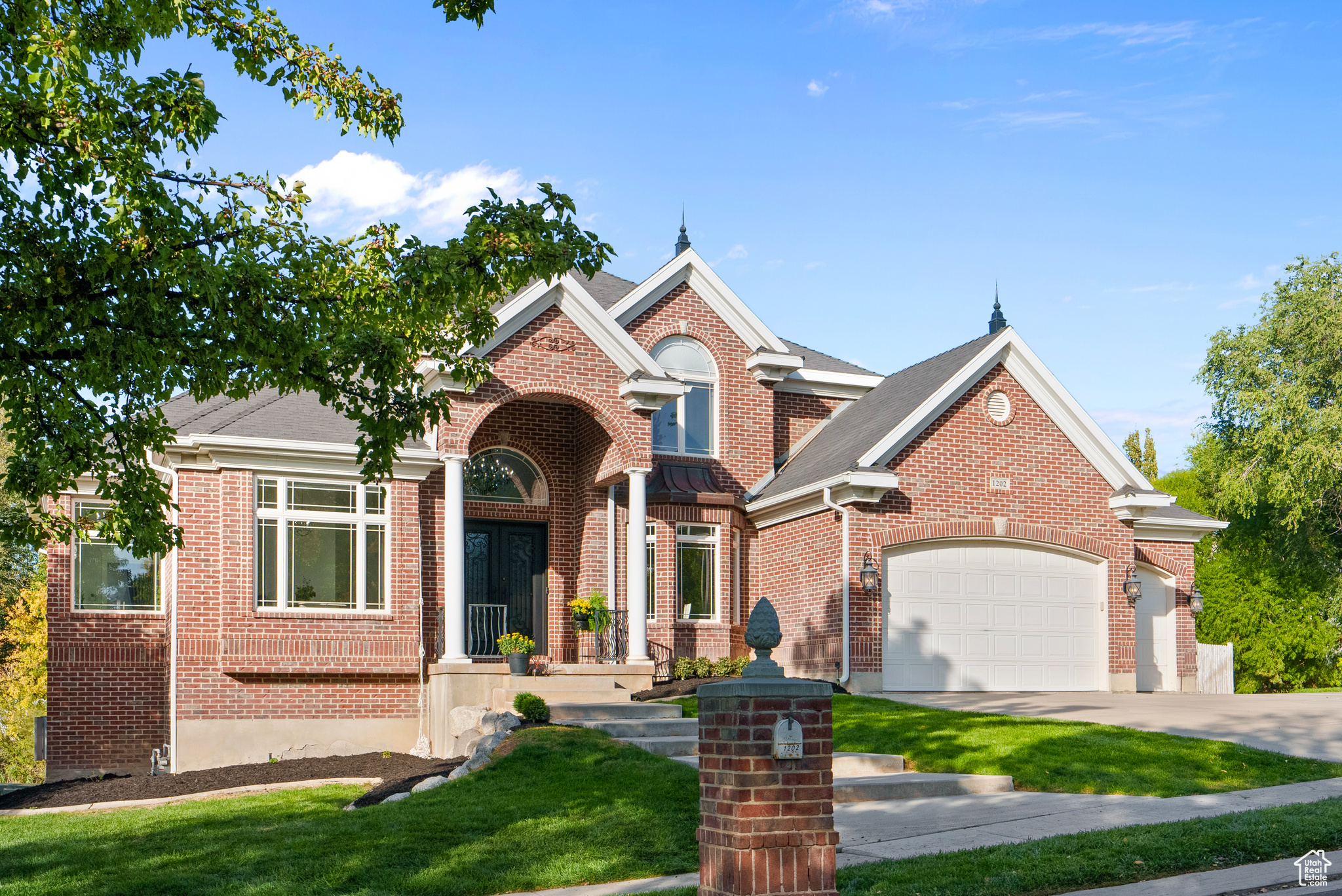 View of front of home with a front lawn