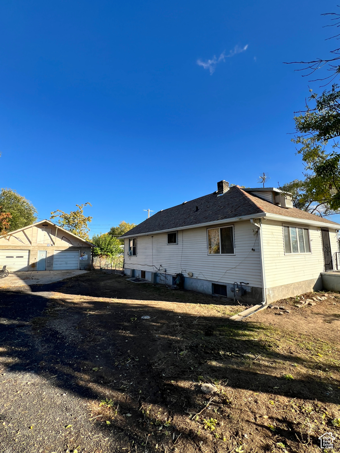 View of property exterior