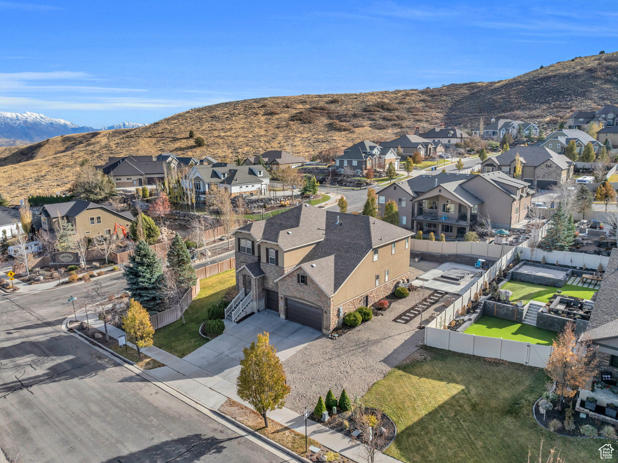 Aerial view featuring a mountain view