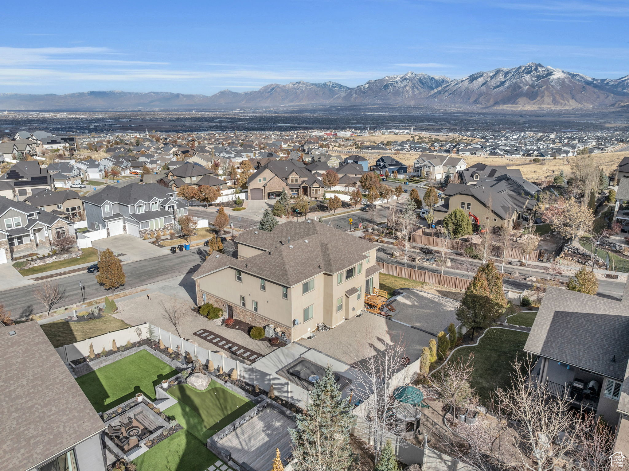 Aerial view featuring a mountain view