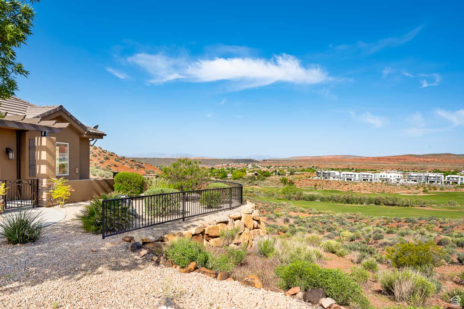 View of yard with a mountain view