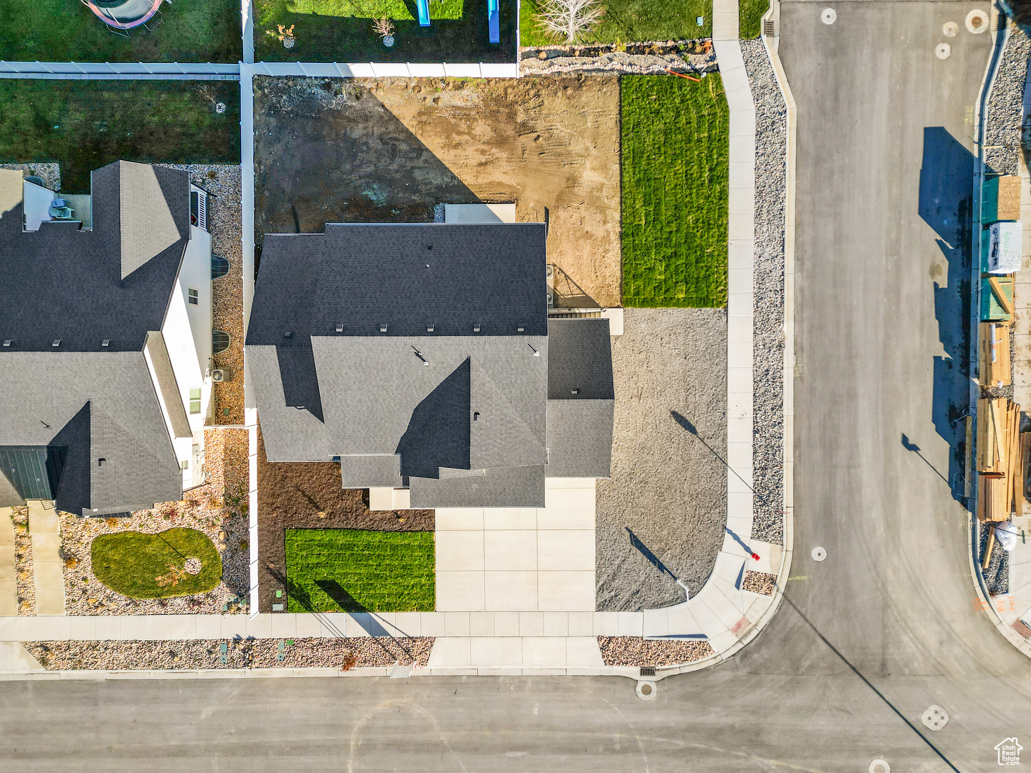 Birds eye view of property