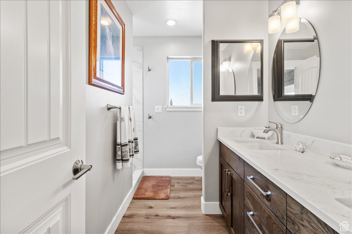 Master Bath with luxury vinyl flooring