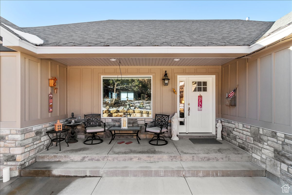 Covered Front Porch