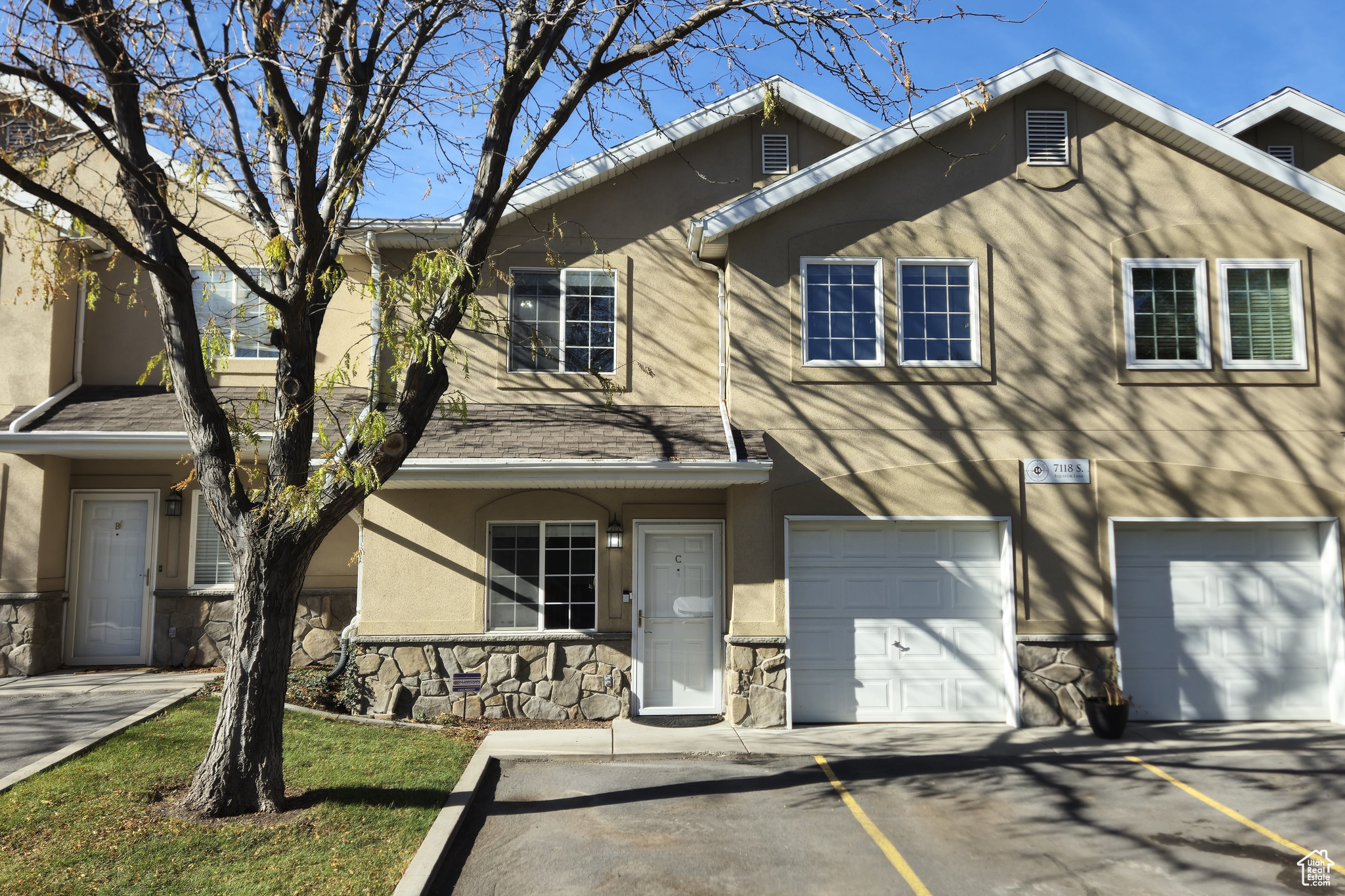 View of front of home featuring a garage