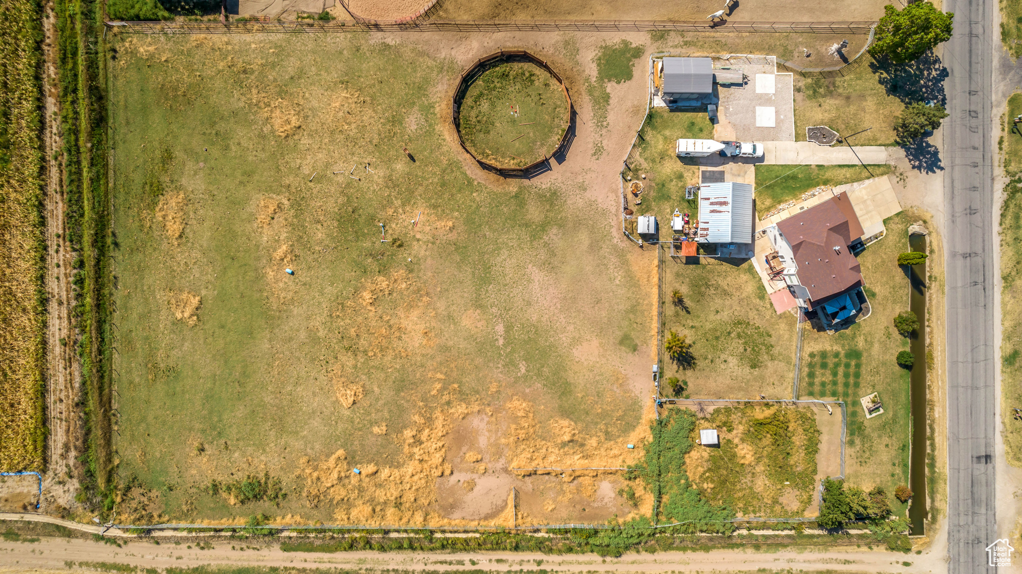 Aerial view featuring a rural view