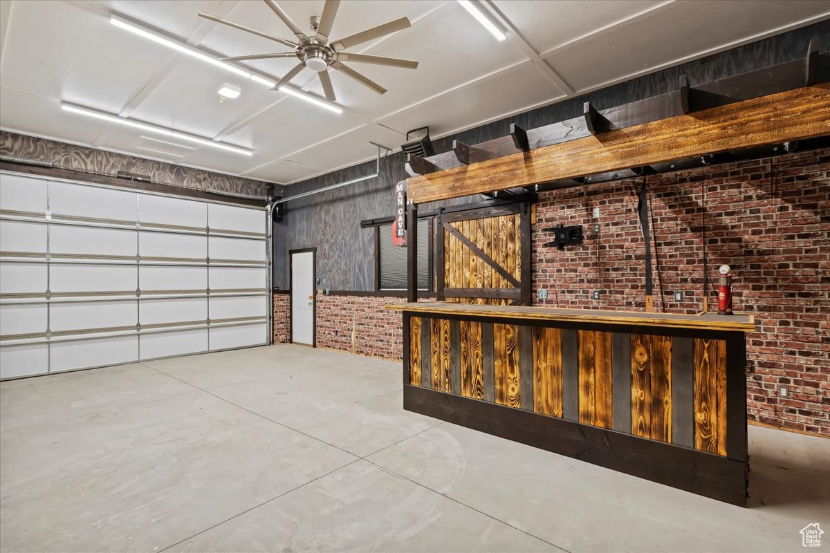 Shed with ceiling fan and bar