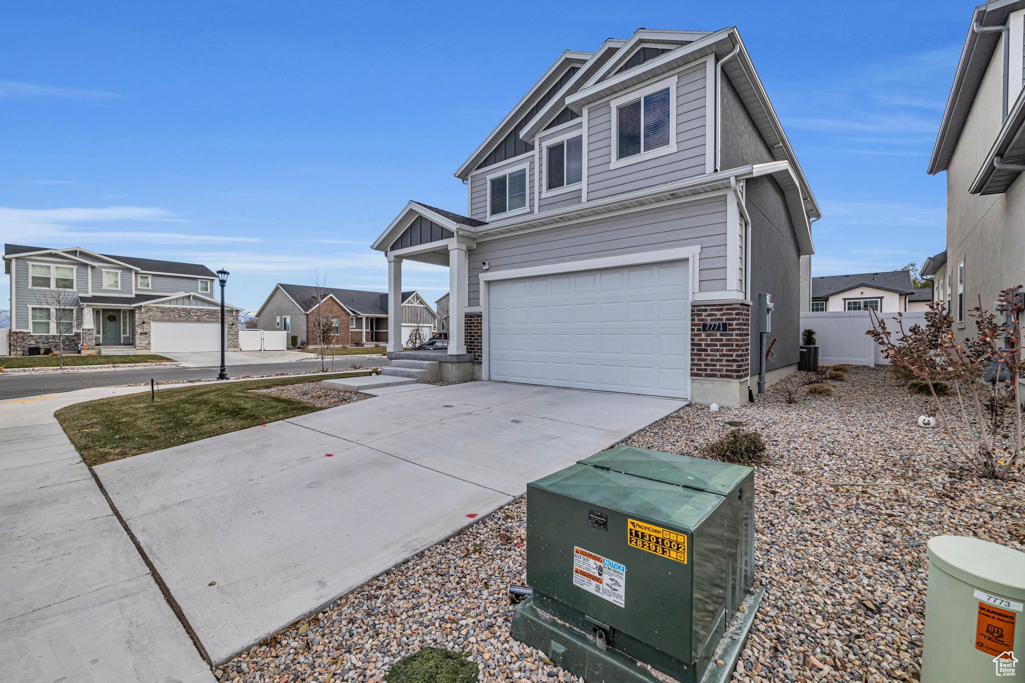 View of front of house featuring a garage