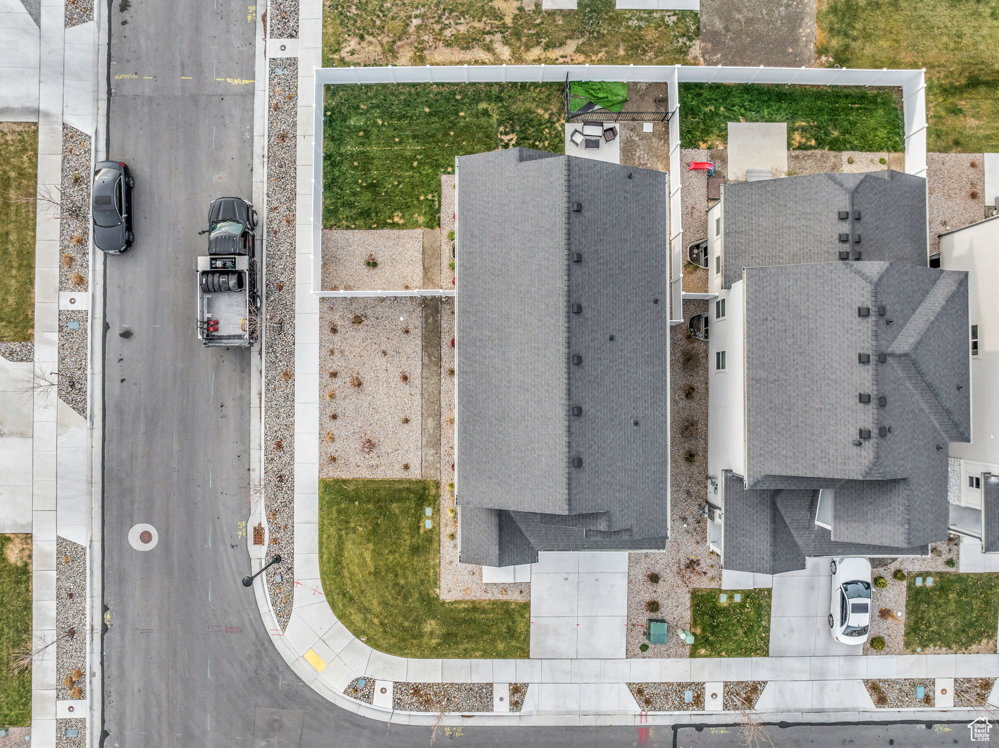 Birds eye view of property