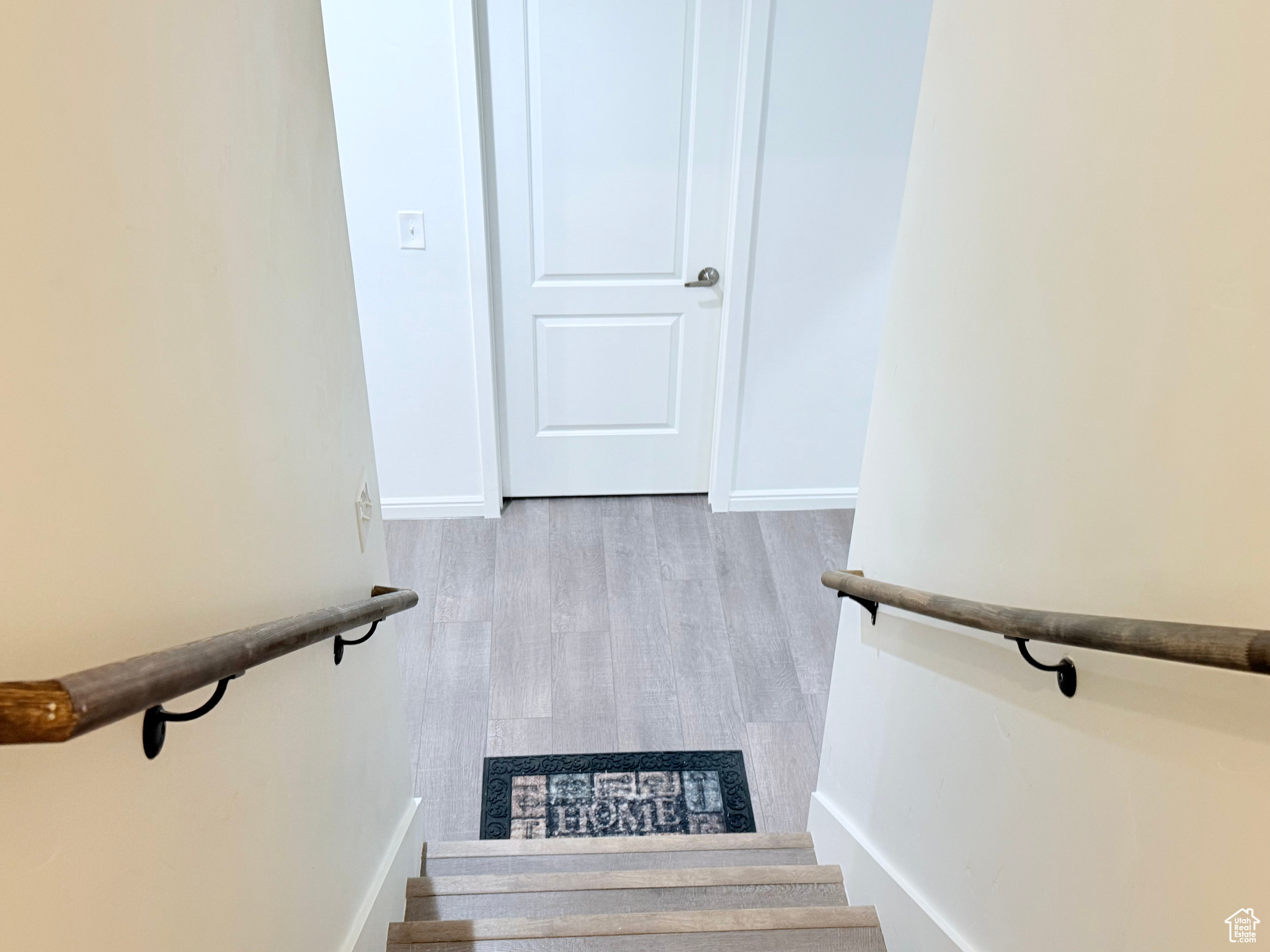 Stairs to the fully finished basement