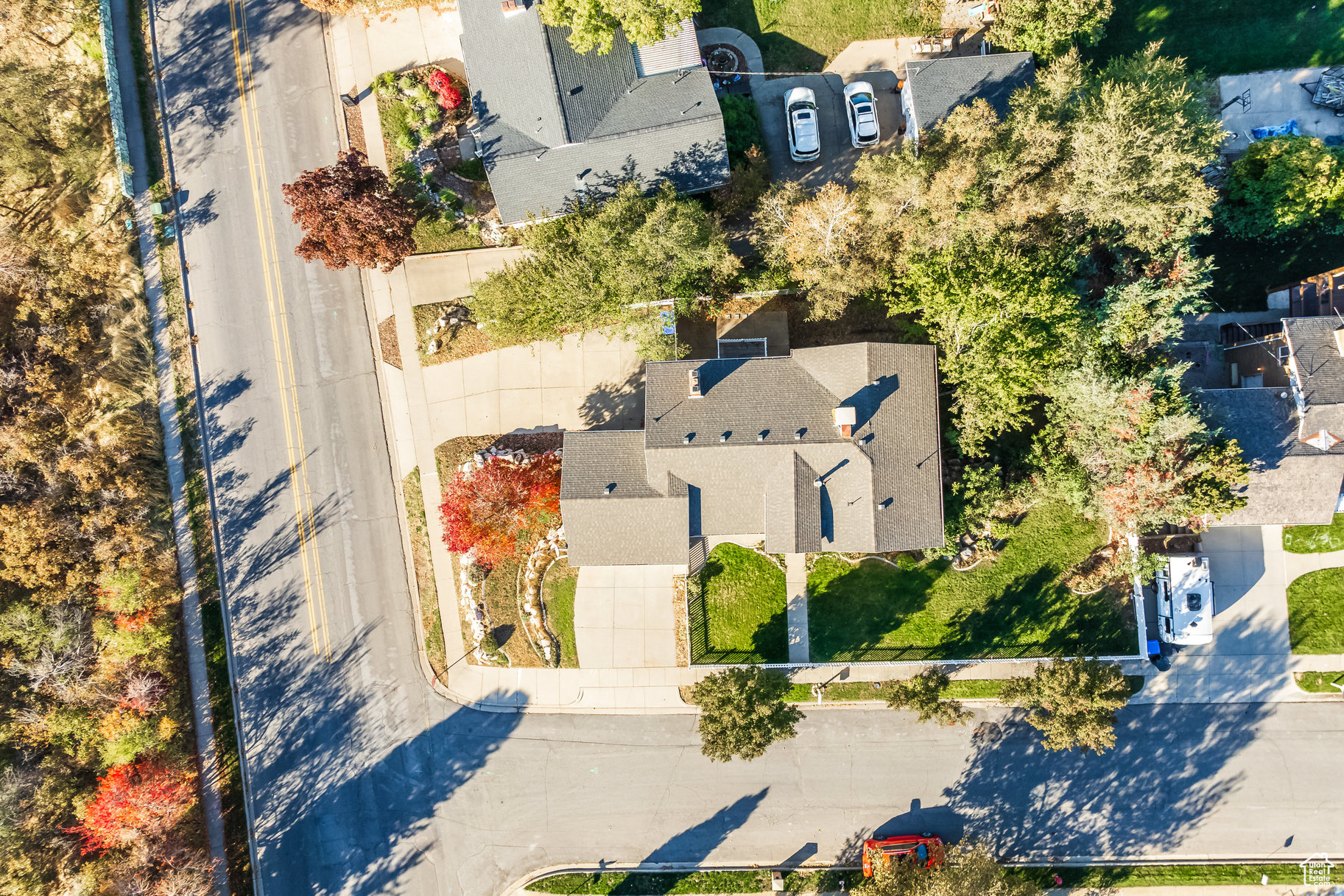 Birds eye view of property