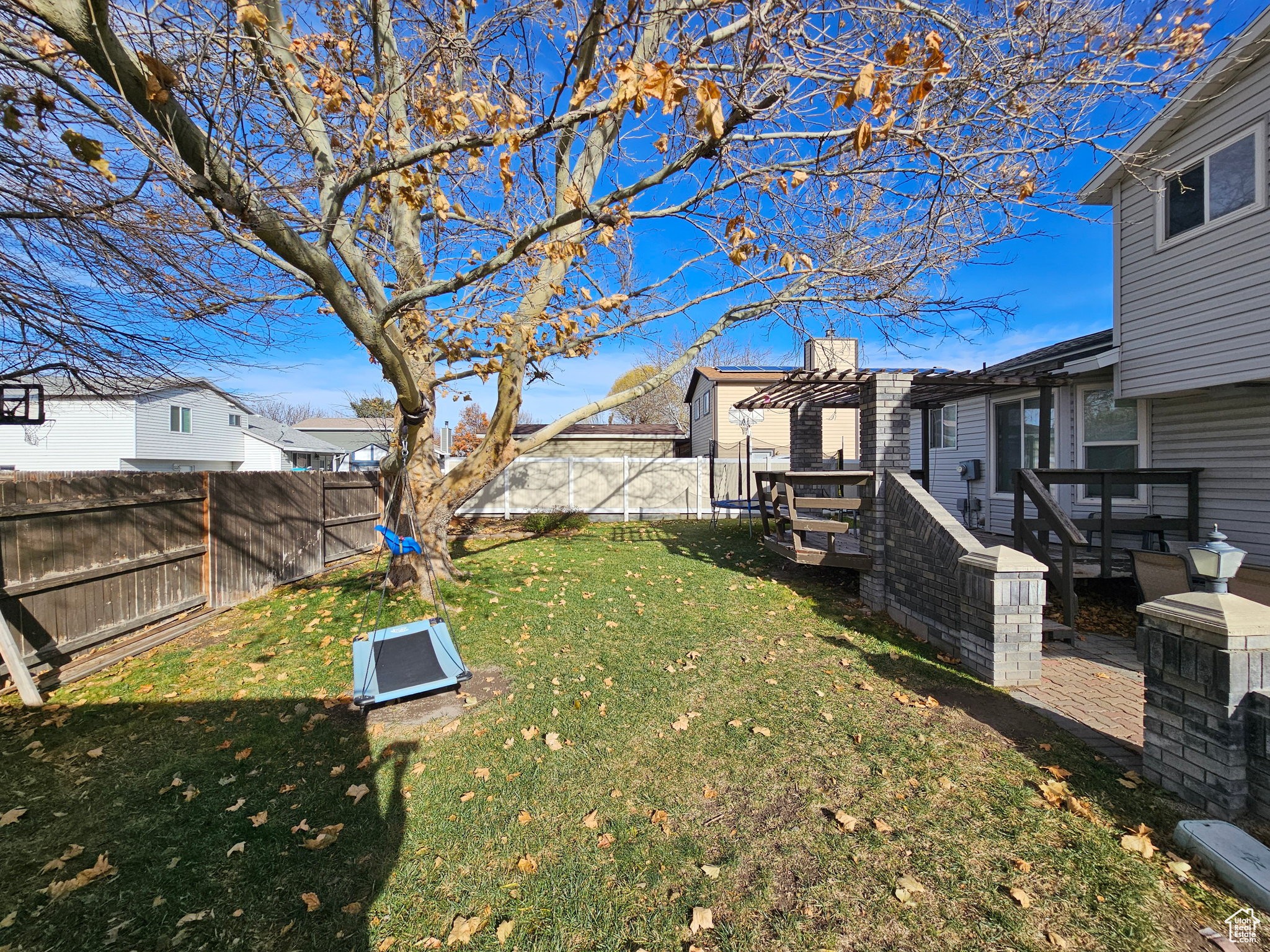 View of yard with a pergola