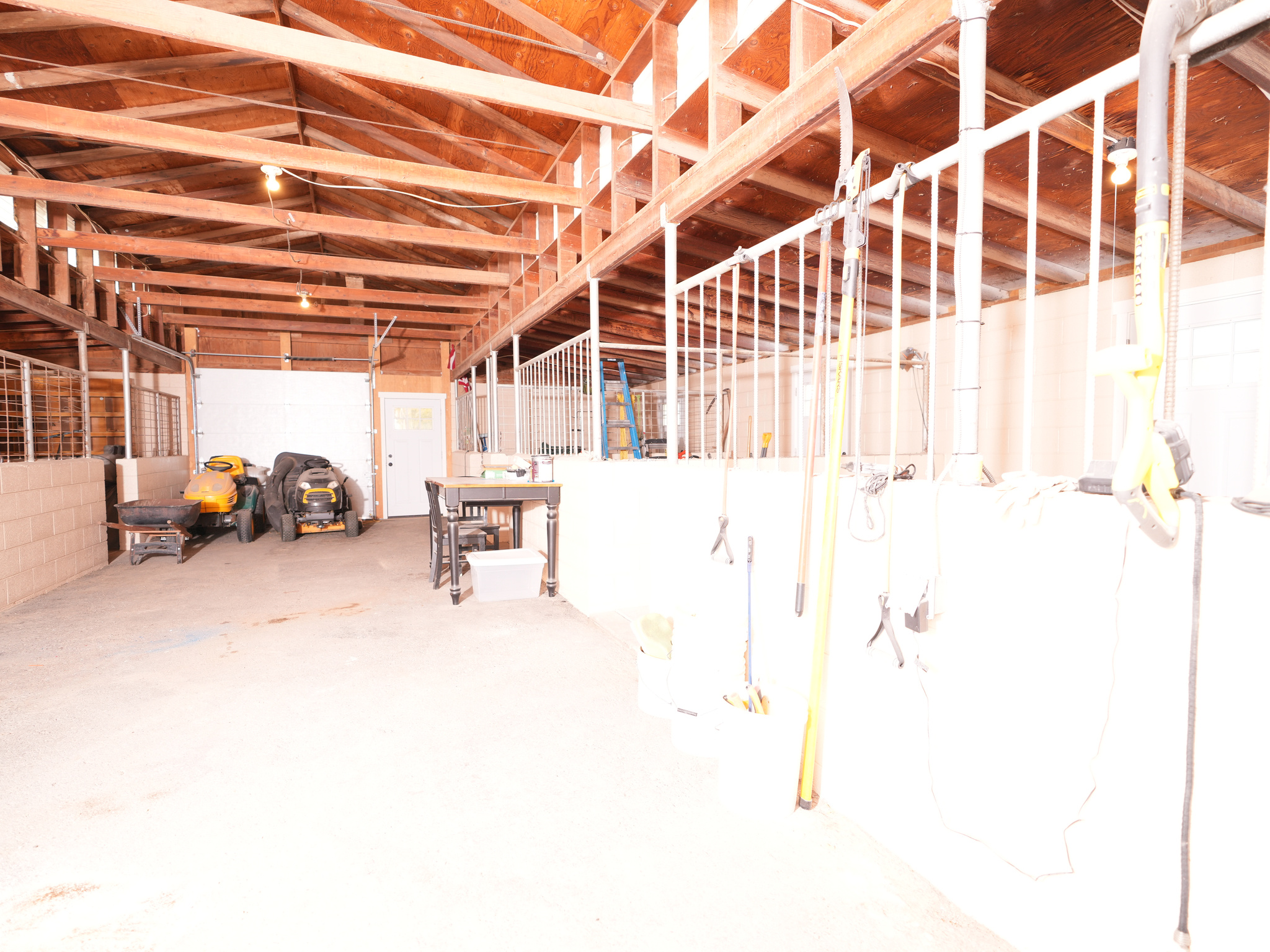 Barn with roll up doors on both sides