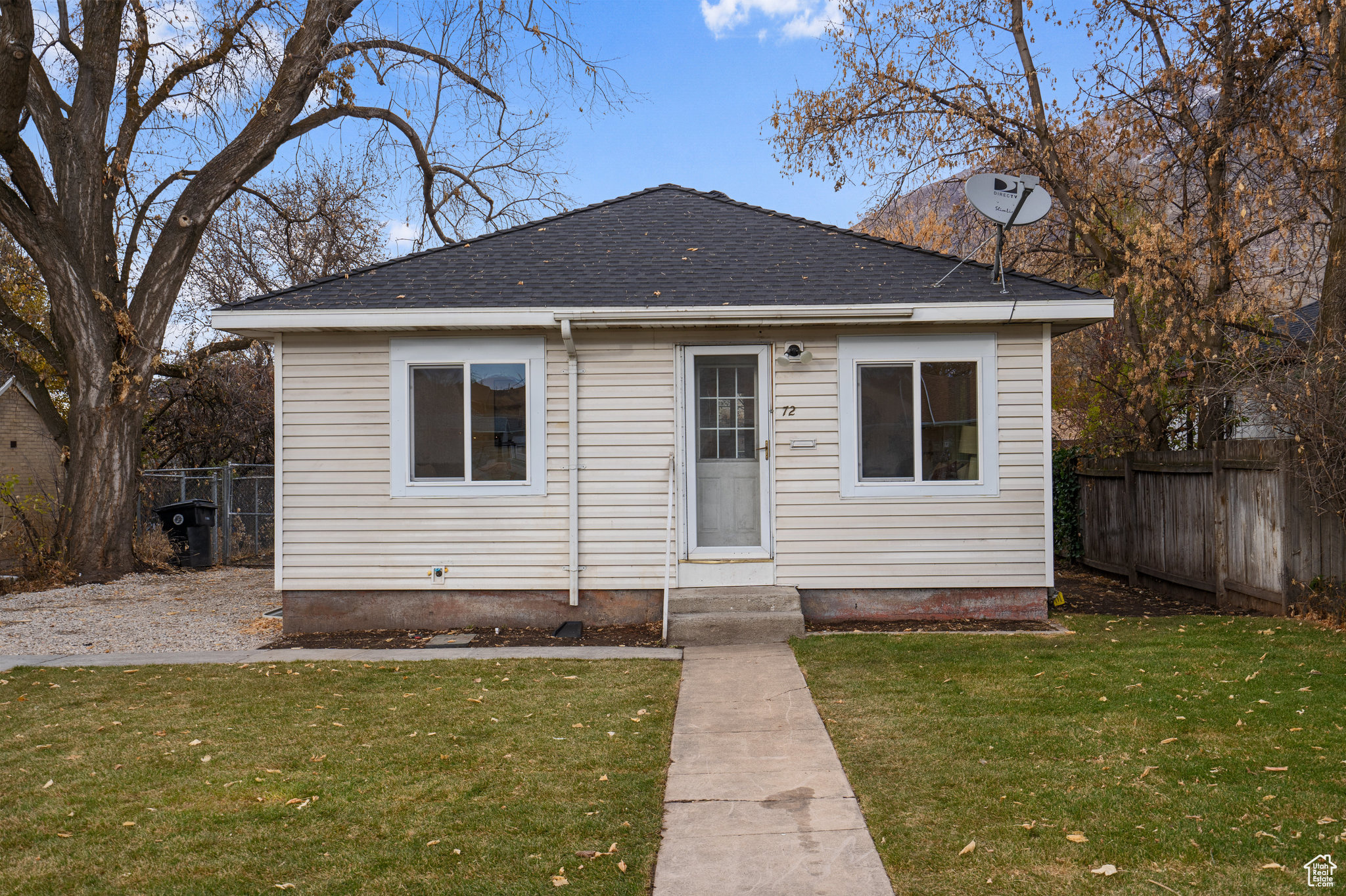 View of front of home with a front lawn