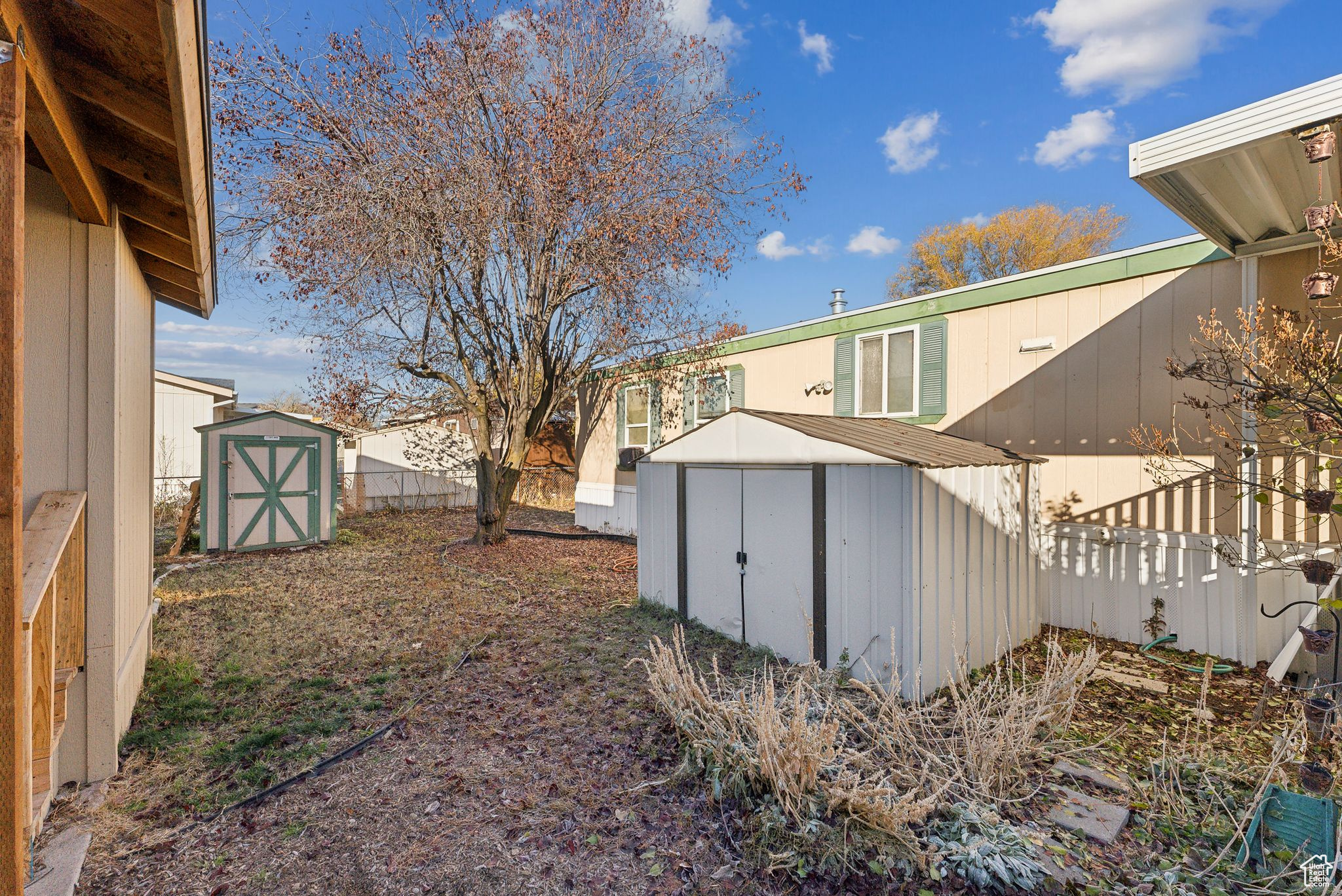 View of yard with a shed