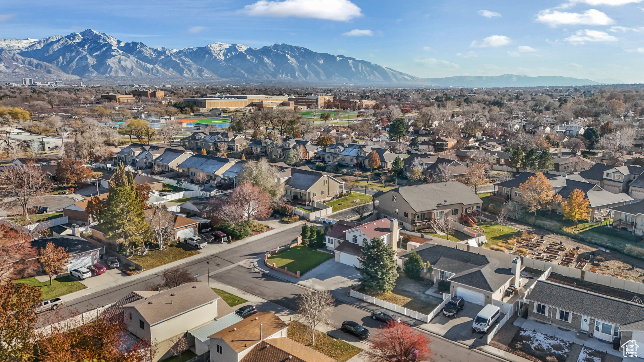 Aerial view featuring a mountain view