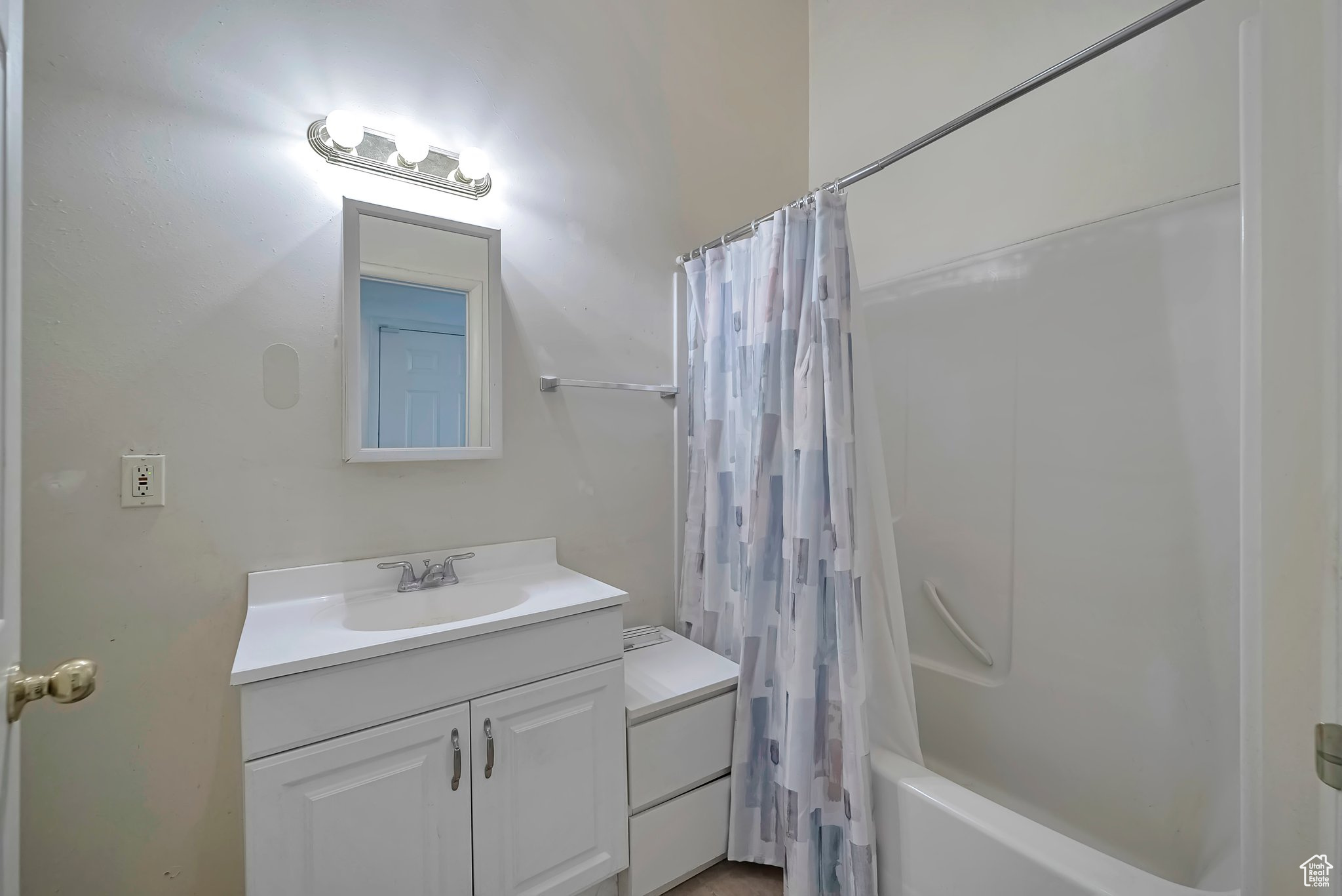 Studio Apartment 1 Bathroom