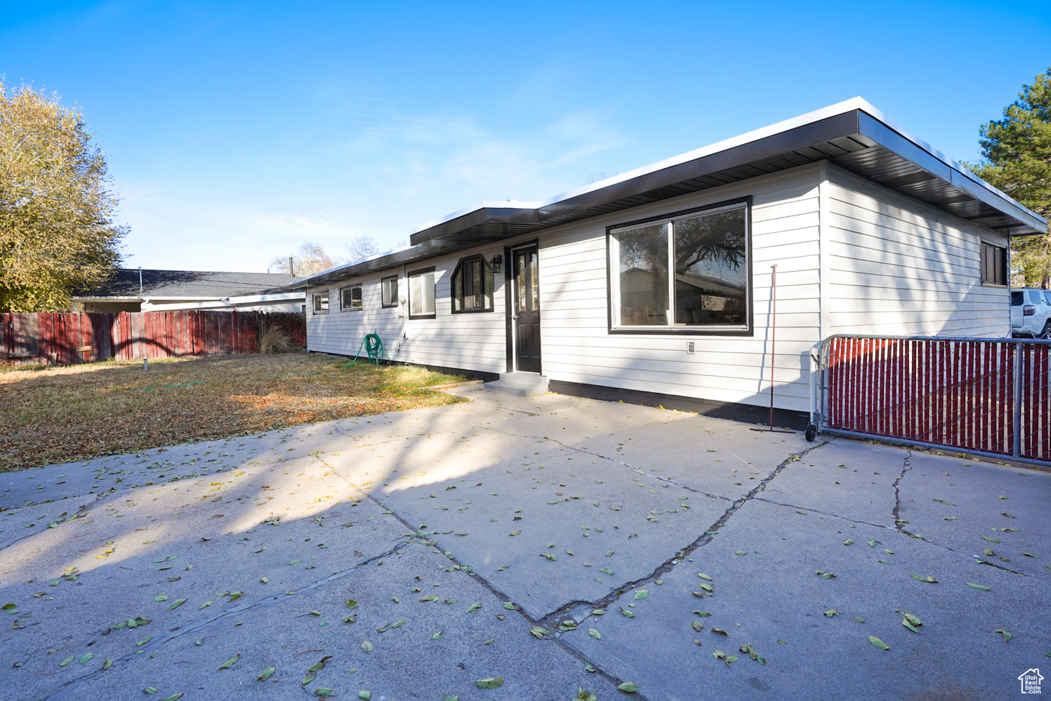 Ranch-style house with a patio