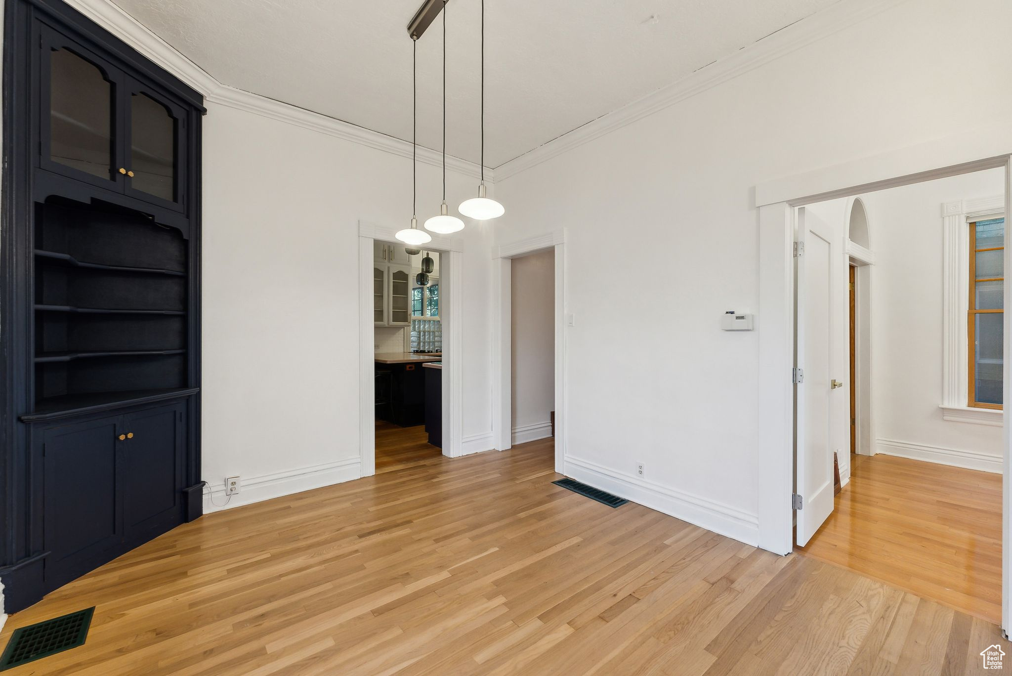 dining area with light hardwood