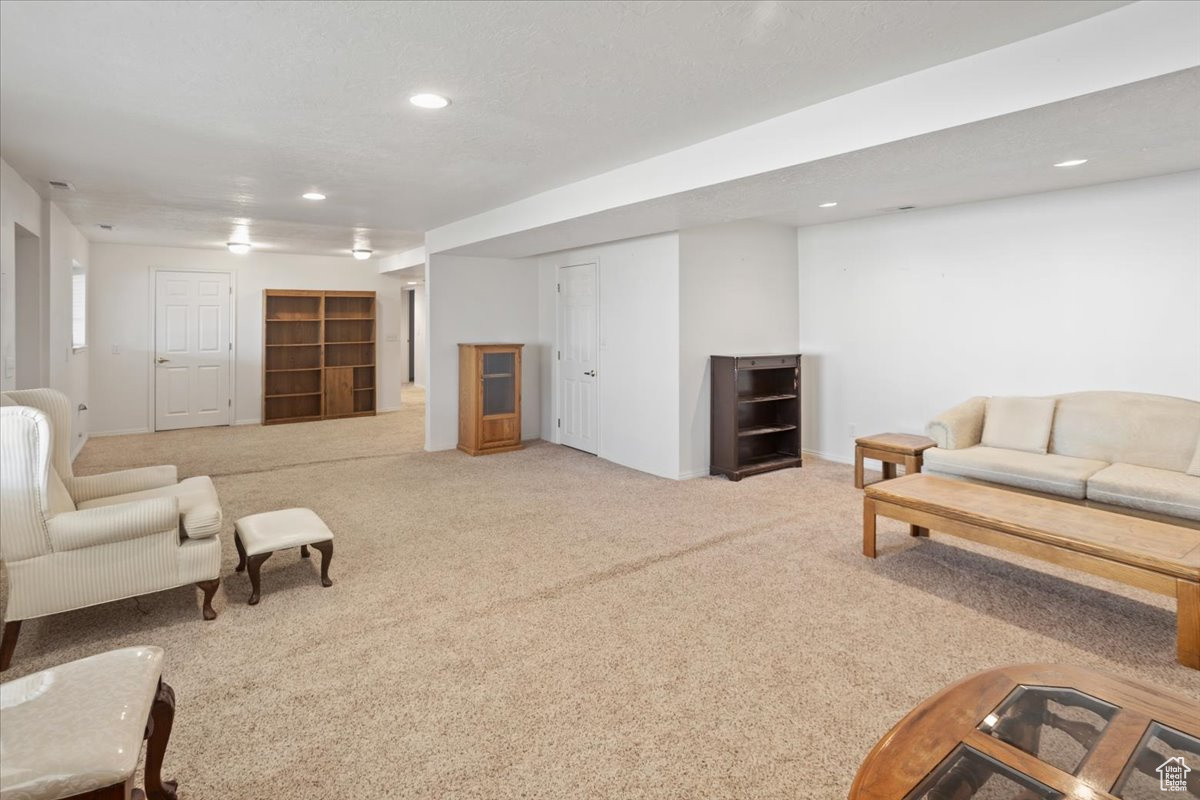 Huge basement great room with high ceilings, basement walkout and lots of natural light. Stubbed for kitchen