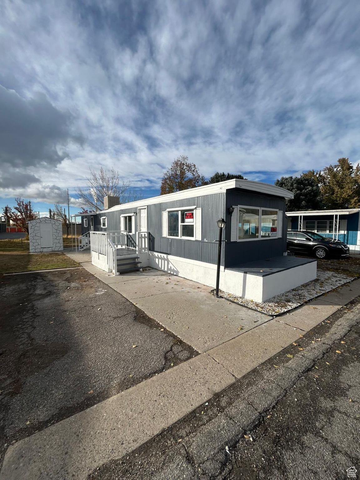 View of manufactured / mobile home