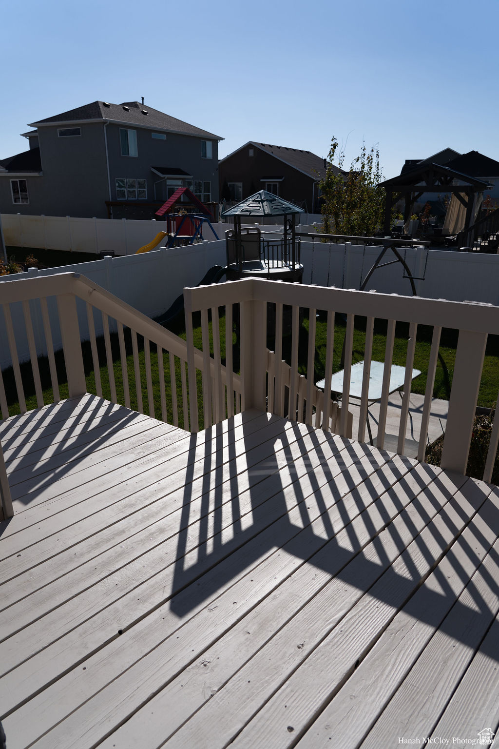 Deck featuring a gazebo