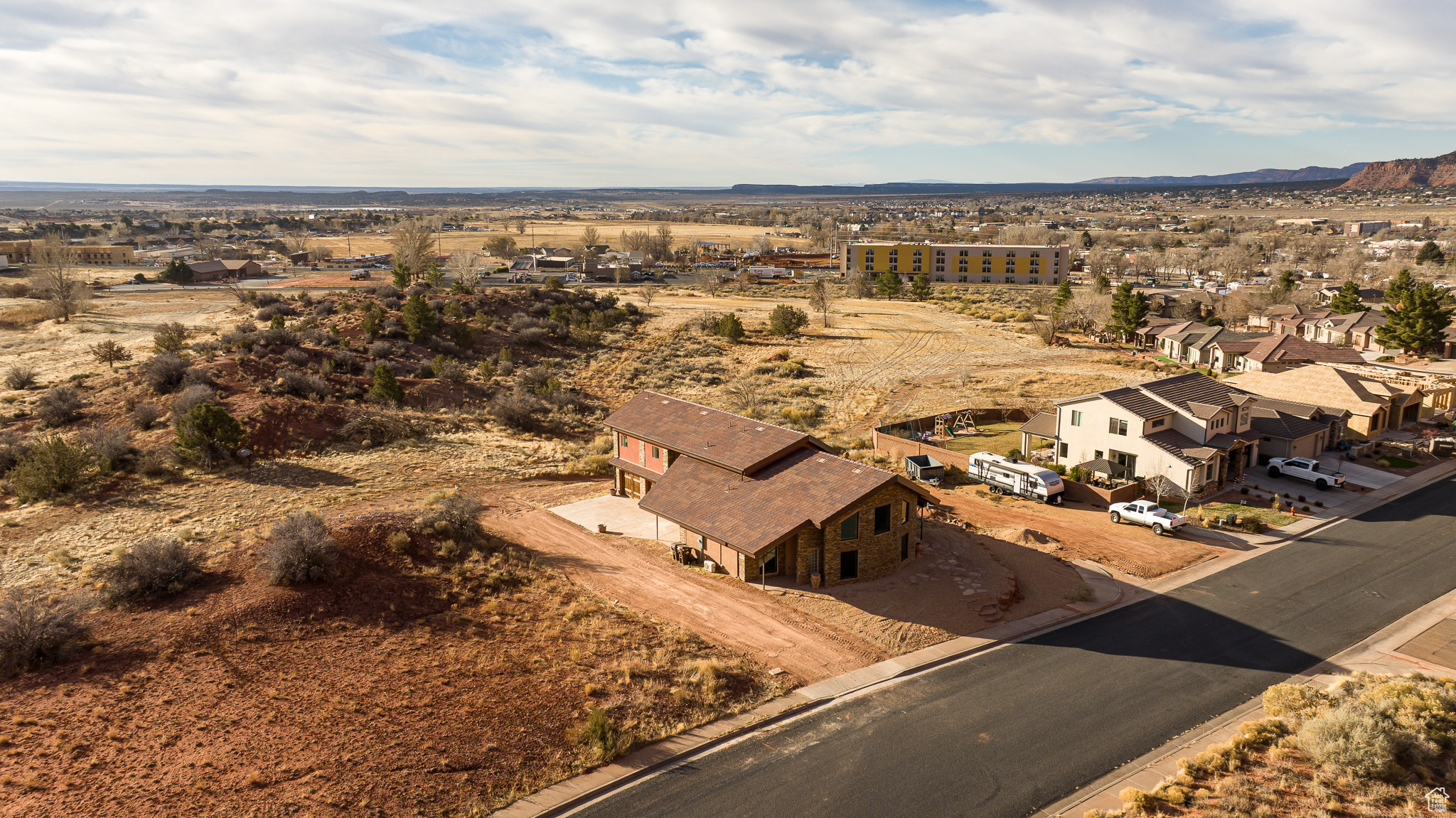 Birds eye view of property