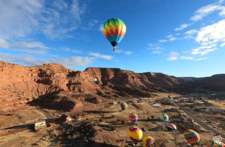 Get fantastic views of Balloons and Tunes Festival