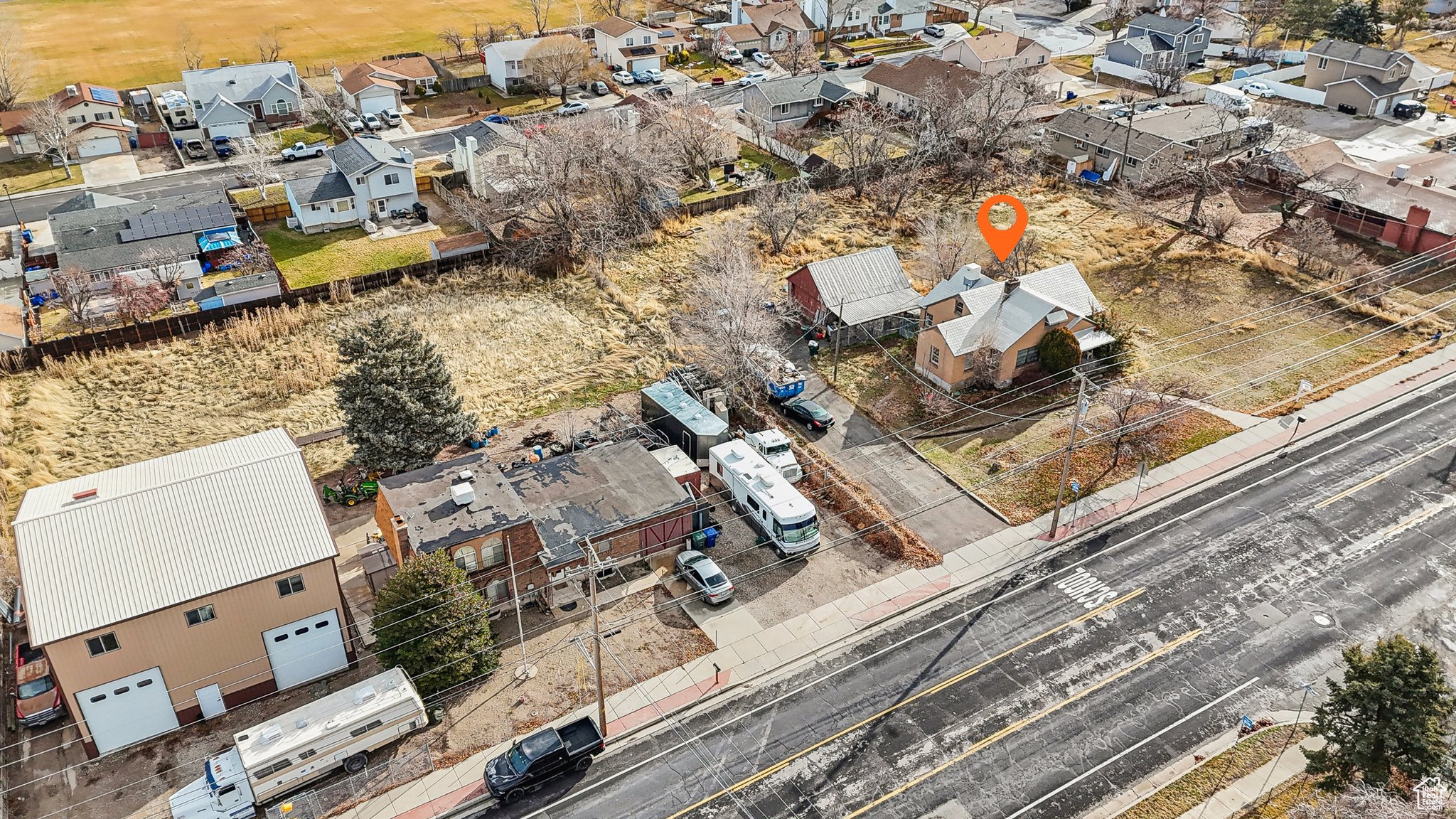 Birds eye view of property