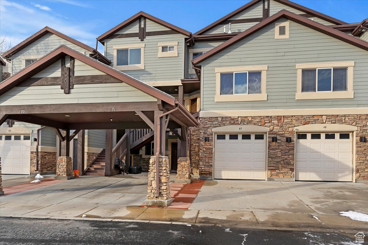 Craftsman inspired home with a garage