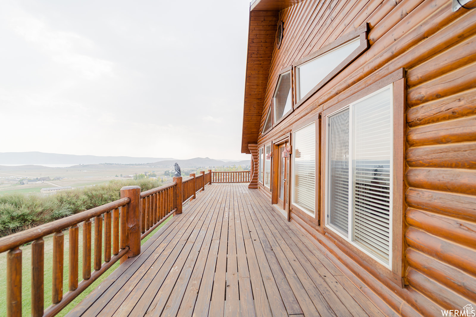 Deck featuring a mountain view