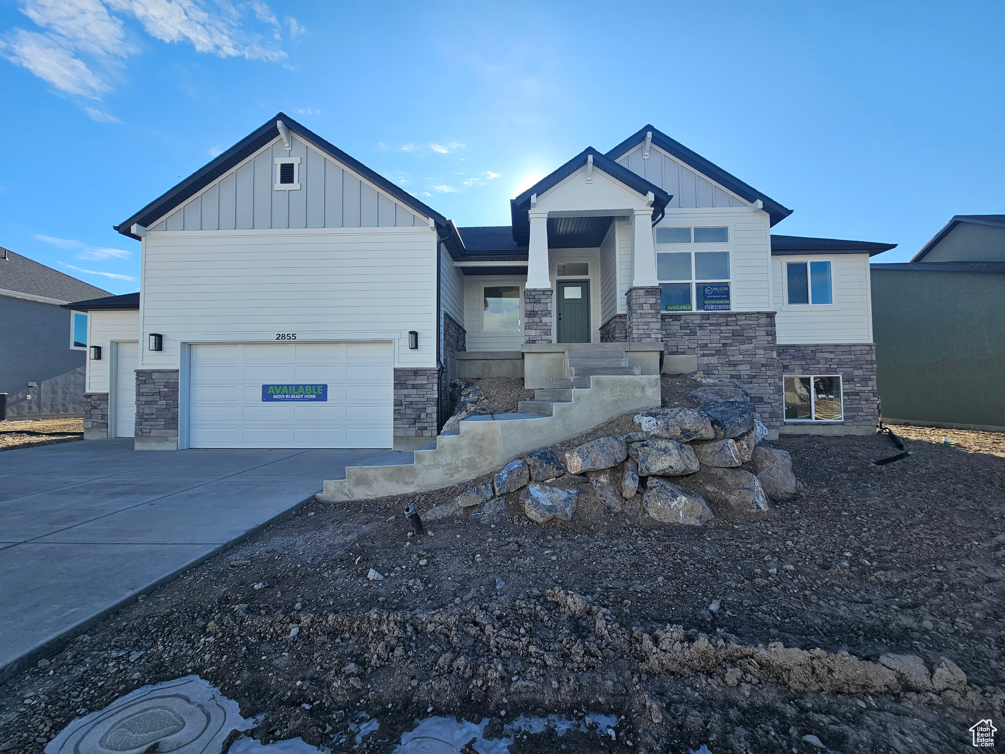 View of front facade with a garage