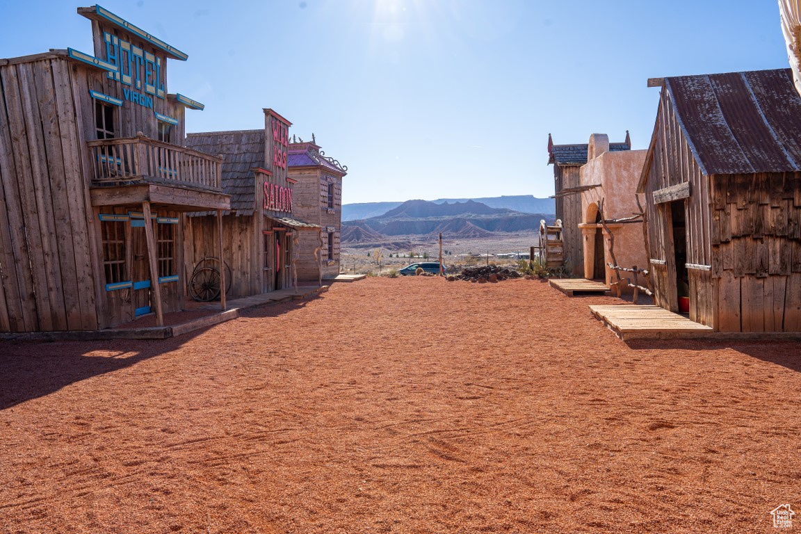 View of yard with a mountain view