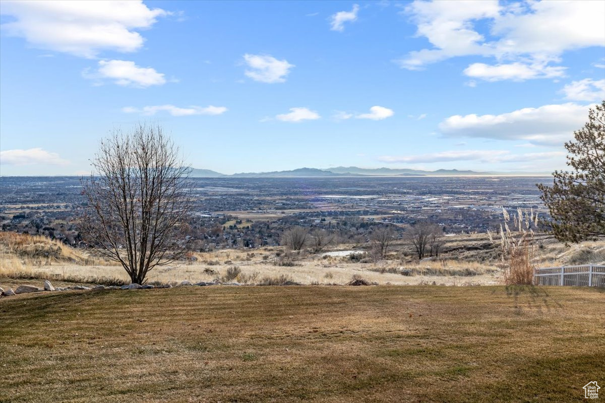 View of mountain feature