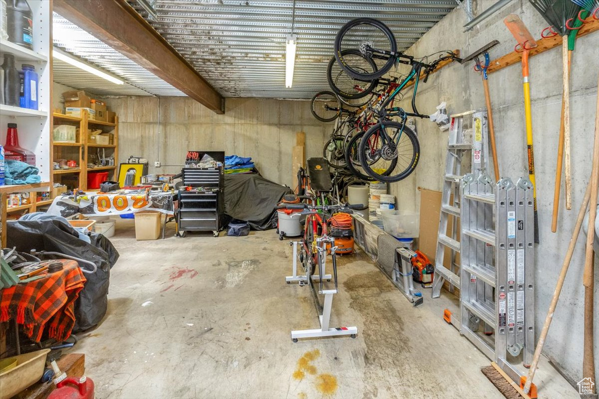 3rd car garage/workshop