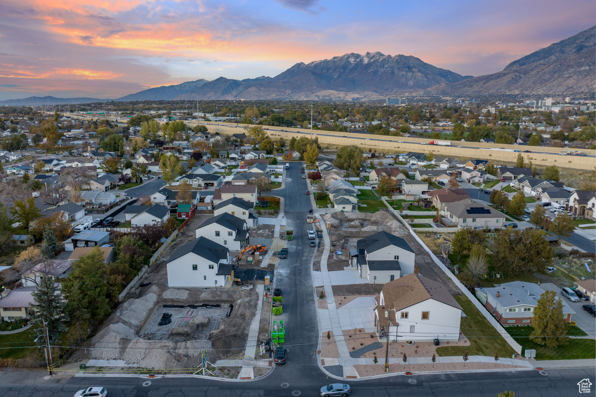 Aerial view at dusk with a mountain view