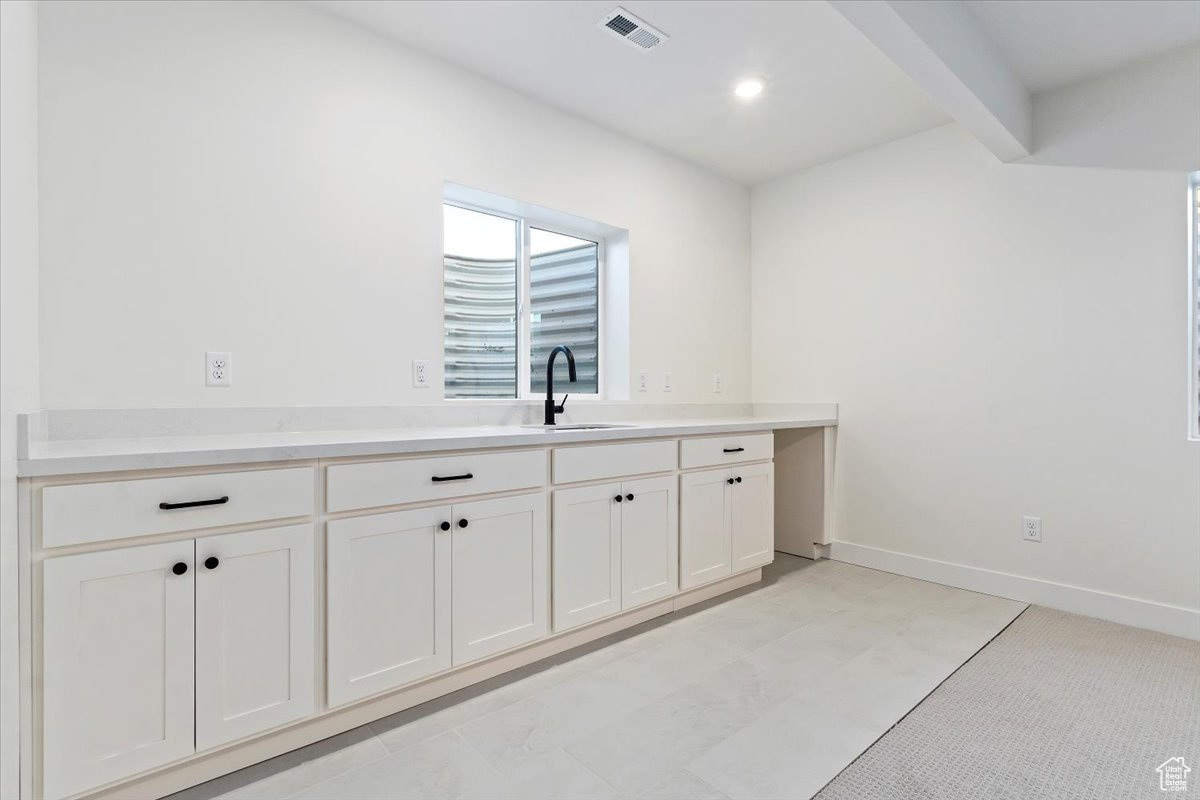 Basement Breakfast bar with tile