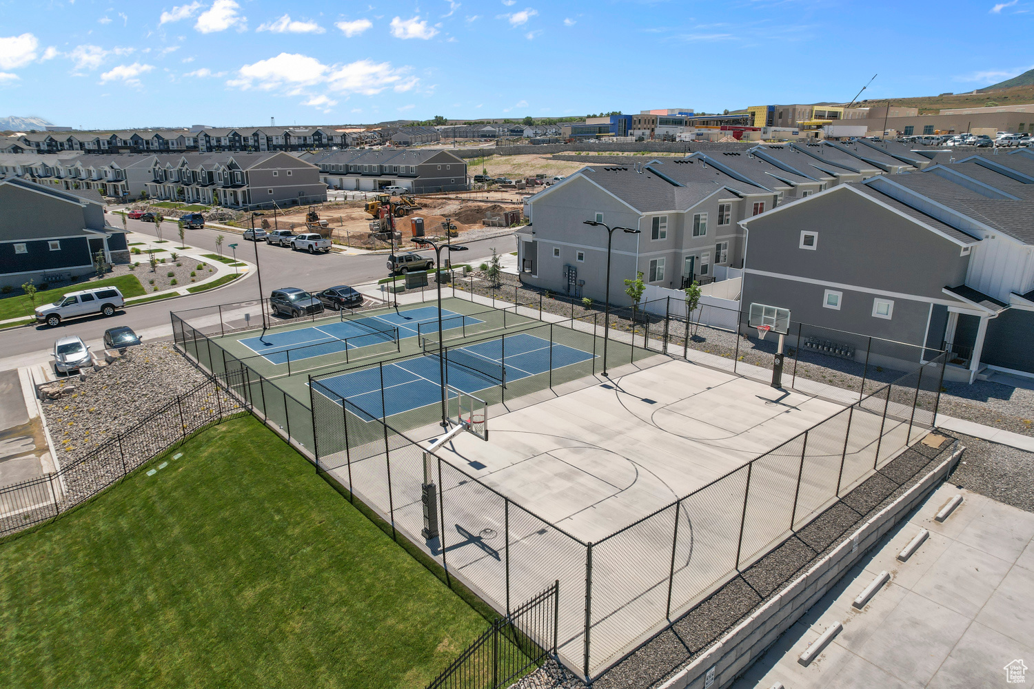 Birds eye view of property