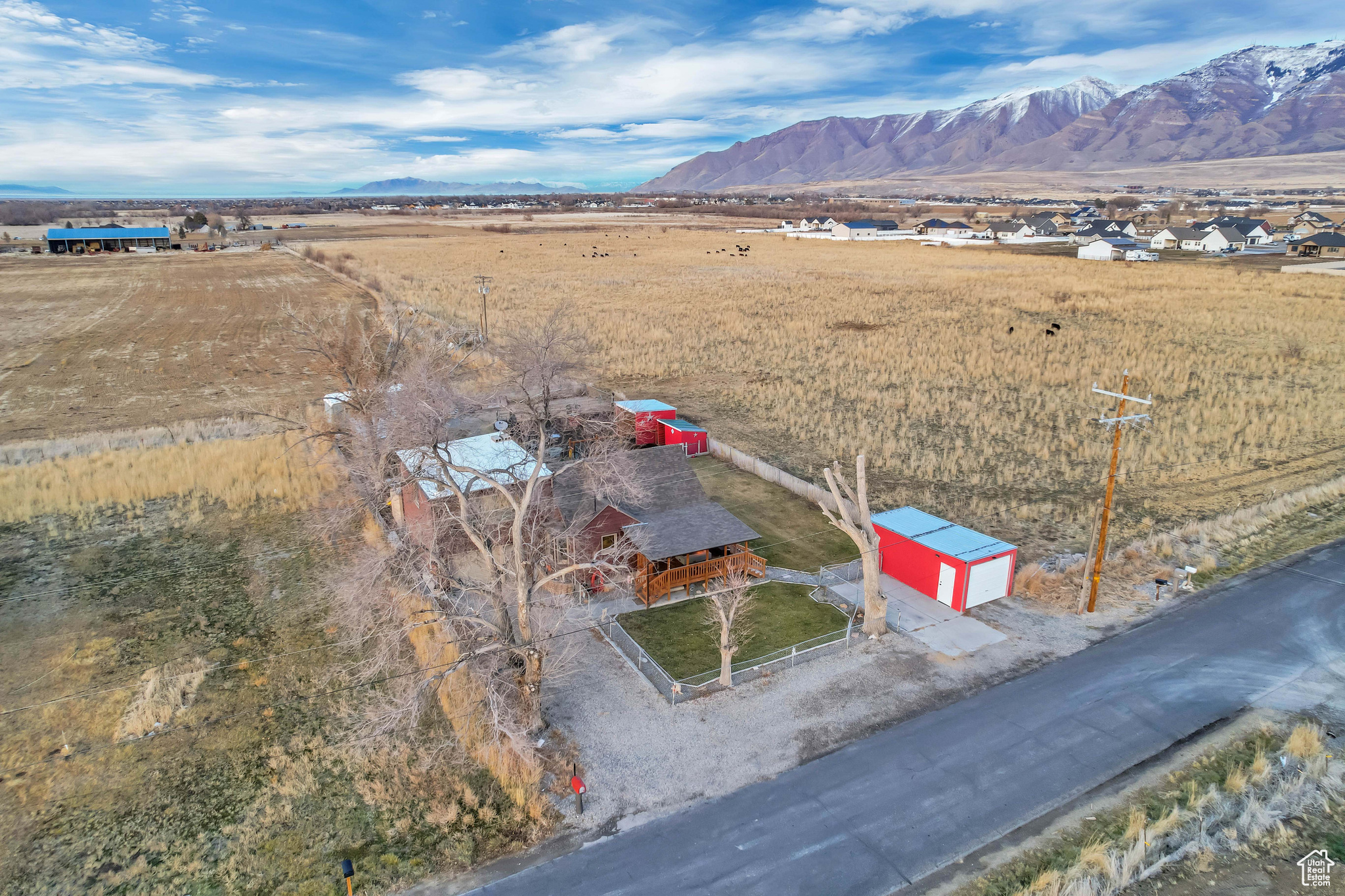 Birds eye view of property with a mountain view to the northeast