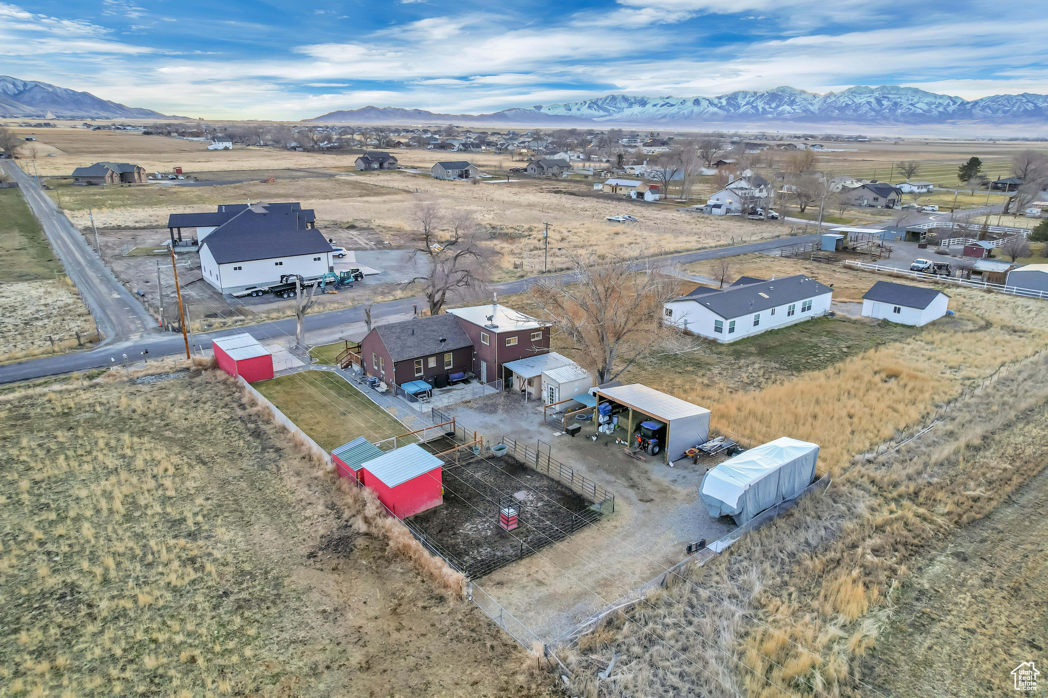 Birds eye view of property with a mountain view to the southwest