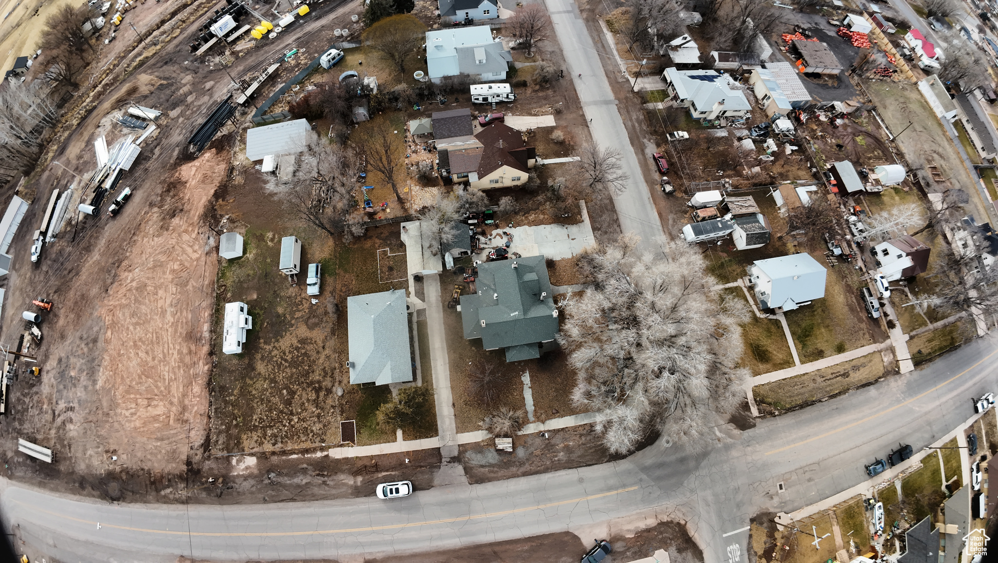 Birds eye view of property