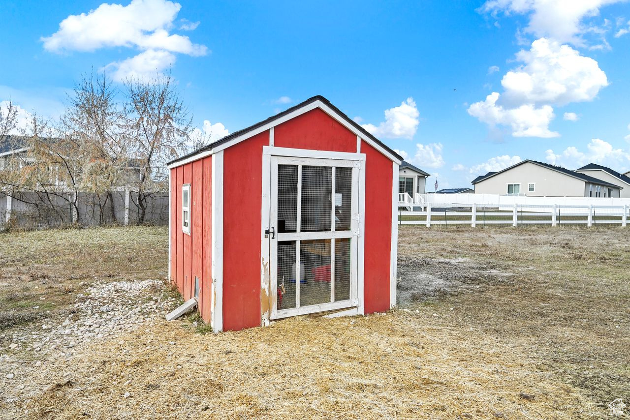 Chicken coop