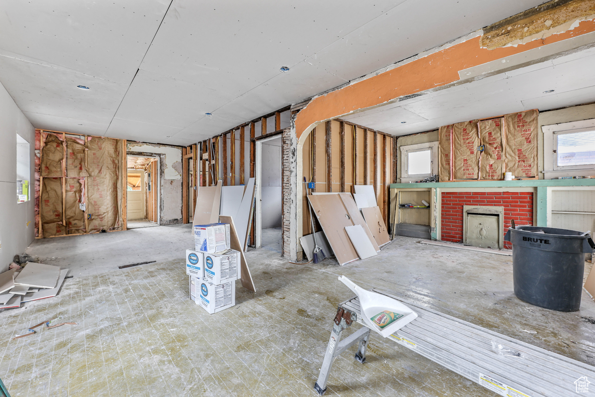 Miscellaneous room featuring a fireplace