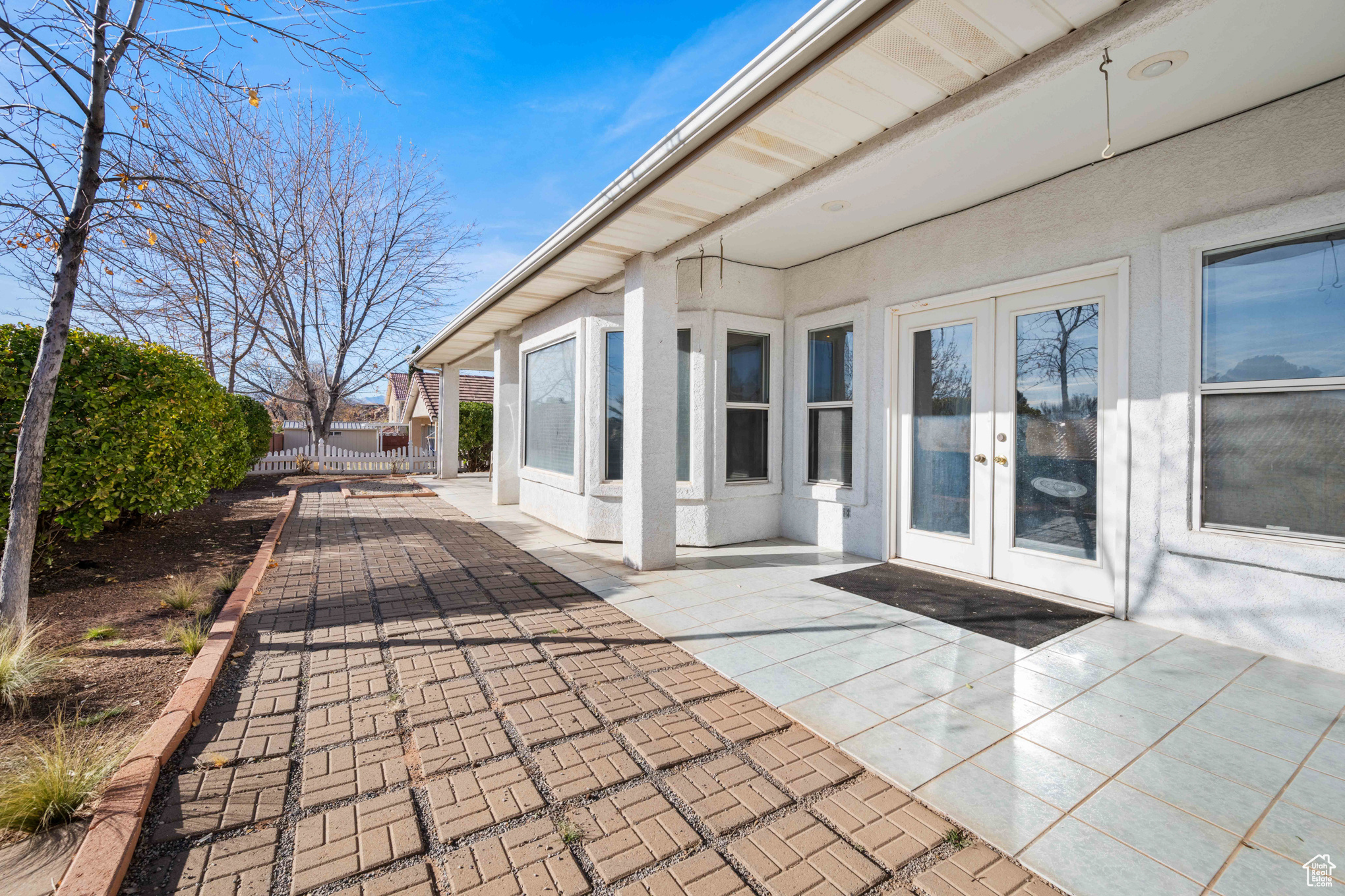 View of patio / terrace with french doors