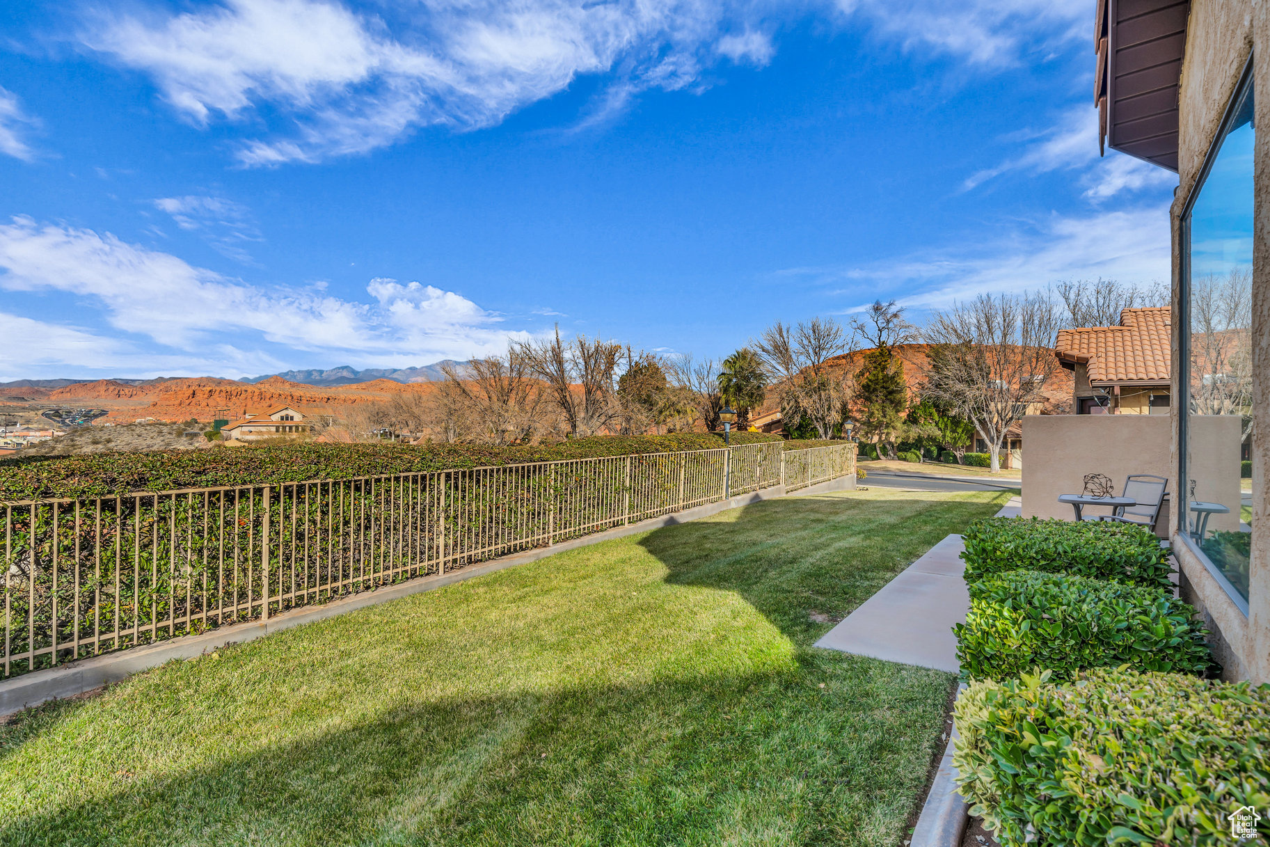 View of yard with a mountain view