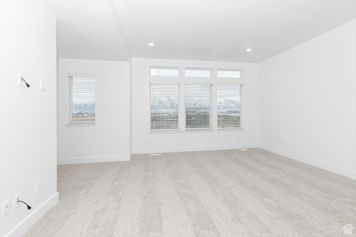 View of carpeted spare room