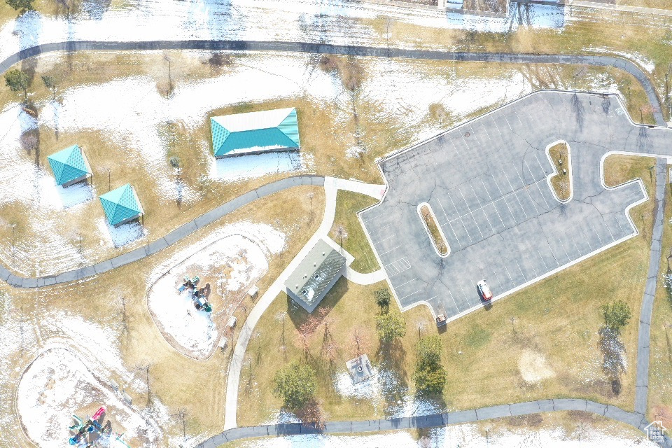 Birds eye view of property