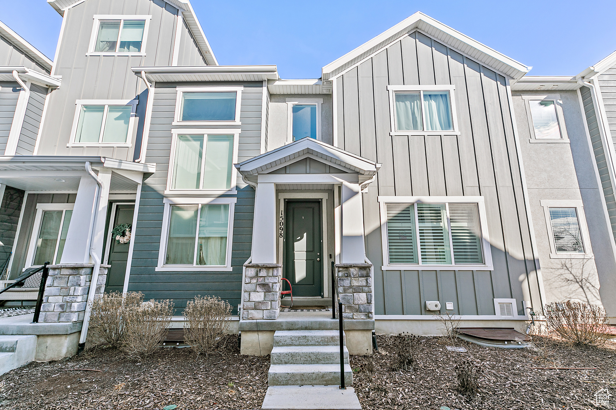 View front of  Townhome